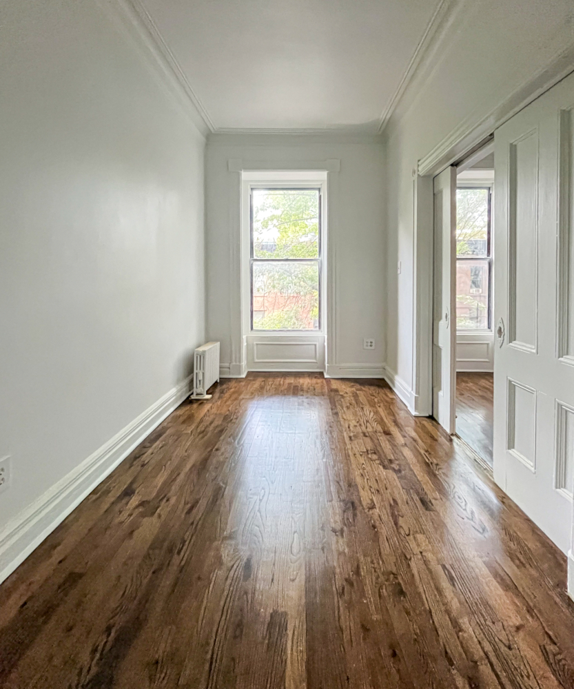 40 St Marks Place, Brooklyn, NY, 4 Bedrooms Bedrooms, 6 Rooms Rooms,2 BathroomsBathrooms,Apartment,For Rent,St Marks Place,3,1258