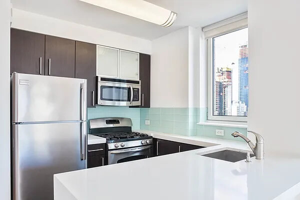 352 37th st, Manhattan, NY, 2 Bedrooms Bedrooms, 5 Rooms Rooms,2 BathroomsBathrooms,Apartment,For Rent,37th st,24,1259